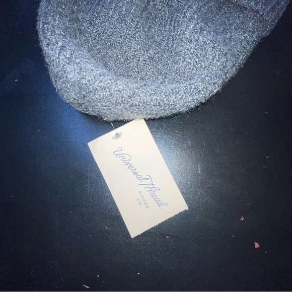 Universal Thread Heather Gray Knit Hat - Picture 3 of 5